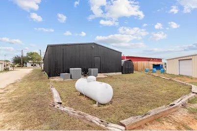 178 Industrial Loop, Fredericksburg, TX 78624 - Photo 22