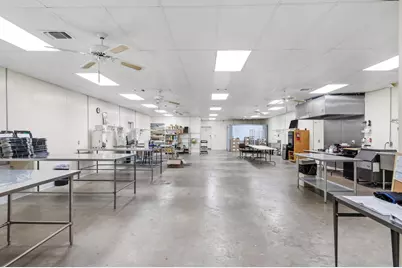 178 Industrial Loop, Fredericksburg, TX 78624 - Photo 4