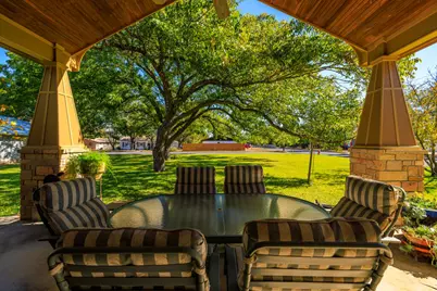 806 E Highway St, Fredericksburg, TX 78624 - Photo 6