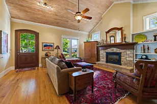 806 E Hwy St, Fredericksburg, TX 78624 - Photo 8