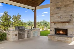 216 Interlaken St, Fredericksburg, TX 78624 - Photo 34