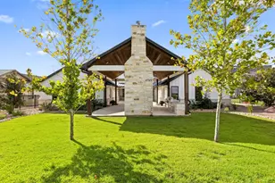 216 Interlaken St, Fredericksburg, TX 78624 - Photo 36