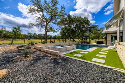 118 Phlox Trl, Fredericksburg, TX 78624 - Photo 70