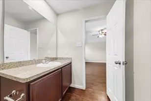 12623 Mountain Mountain Pass Dr, Houston, TX 77038 - Photo 6