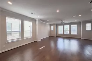 10707 Centre Fo Centre St, Houston, TX 77043 - Photo 2