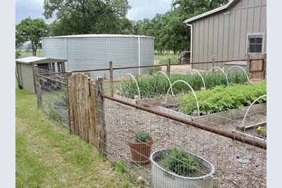 327 S Stag Trail, Fredericksburg, TX 78624 - Photo 30