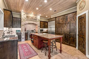 327 S Stag Trail, Fredericksburg, TX 78624 - Photo 10