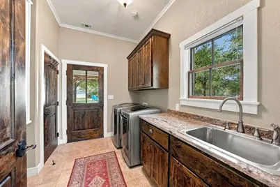 327 S Stag Trail, Fredericksburg, TX 78624 - Photo 12