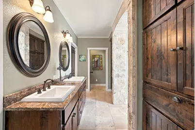 327 S Stag Trail, Fredericksburg, TX 78624 - Photo 14
