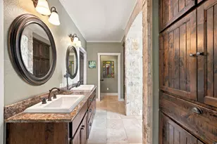 327 S Stag Trail, Fredericksburg, TX 78624 - Photo 14