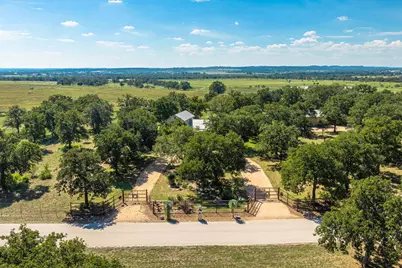 327 S Stag Trail, Fredericksburg, TX 78624 - Photo 40
