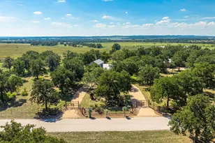 327 S Stag Trail, Fredericksburg, TX 78624 - Photo 40