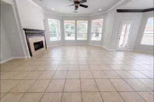 25722 Lake Spri E Lake Ridge, Houston, TX 77373 - Photo 2