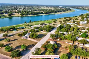 305 Tarrant, Llano, TX 78643 - Photo 14
