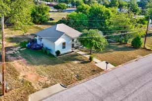 305 Tarrant, Llano, TX 78643 - Photo 12