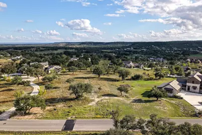 529 Hagee Drive, Fredericksburg, TX 78624 - Photo 2