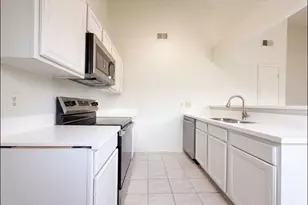 3307 Brookston E 70L Rd, Houston, TX 77045 - Photo 4