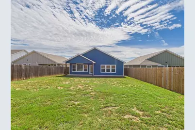 126 Feather Way, Fredericksburg, TX 78624 - Photo 2