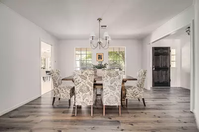 223 Edgewood Dr, Fredericksburg, TX 78624 - Photo 4
