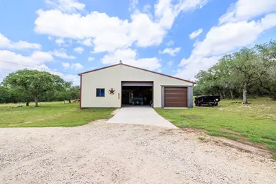 221 Coyote Trail, Harper, TX 78631 - Photo 18