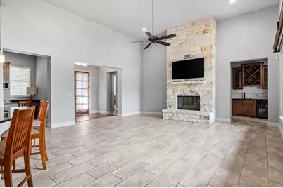 1009 Club House Rd, Kerrville, TX 78028 - Photo 8