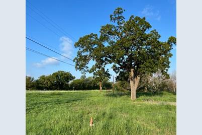 110 & 105 Bickenbach Ave, Mason, TX 76856 - Photo 1
