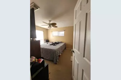 311 W Burbank St, Fredericksburg, TX 78624 - Photo 8