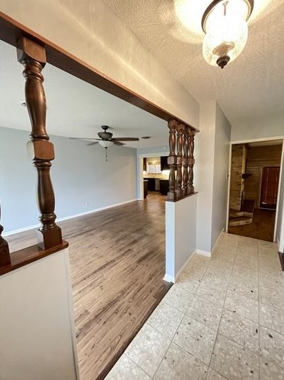 208 Tanglewood Dr, Fredericksburg, TX 78624