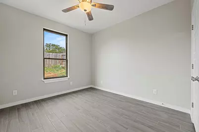 227 Riley Lane, Fredericksburg, TX 78624 - Photo 20