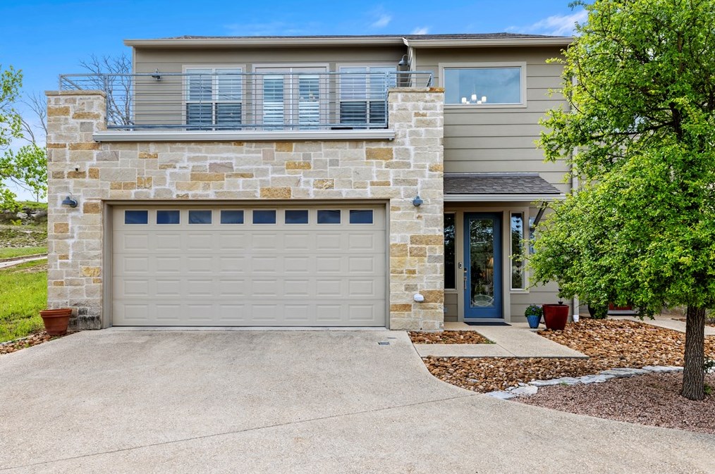 501 Winding Way, Fredericksburg, TX 78624-5039