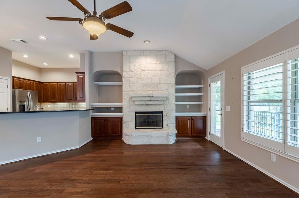 119 Songbird Dr, Fredericksburg, TX 78624-5447