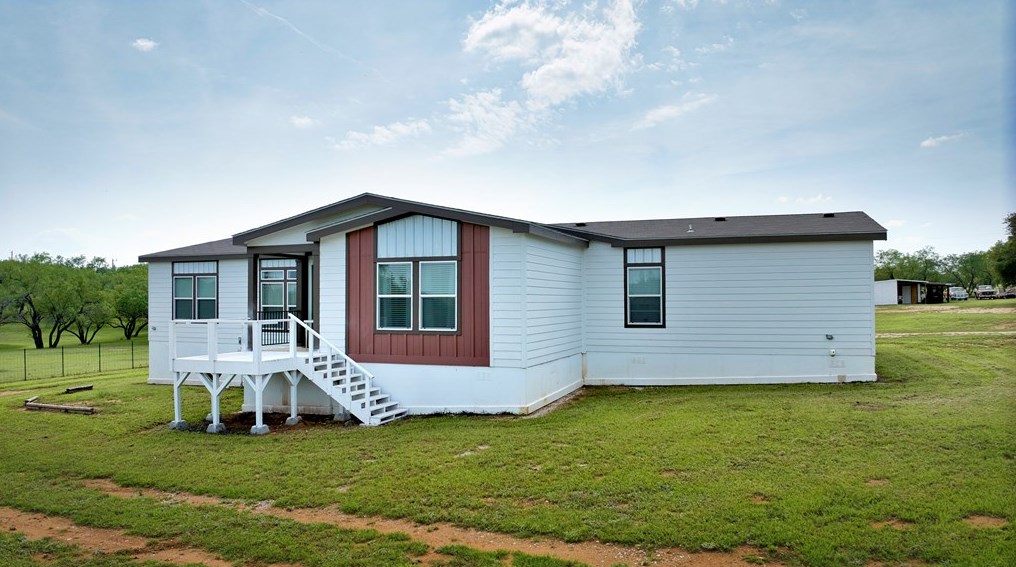 243 E Flag Creek Ranch Rd, Sunrise Beach, TX 78643