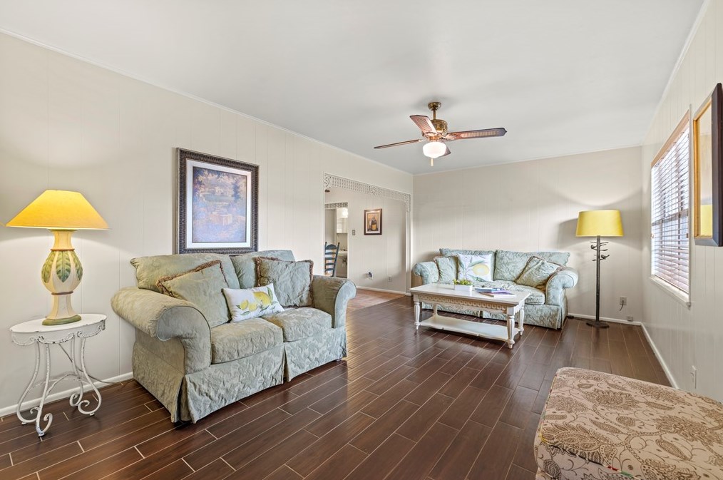 331 Nimitz St, Fredericksburg, TX 78624-3460