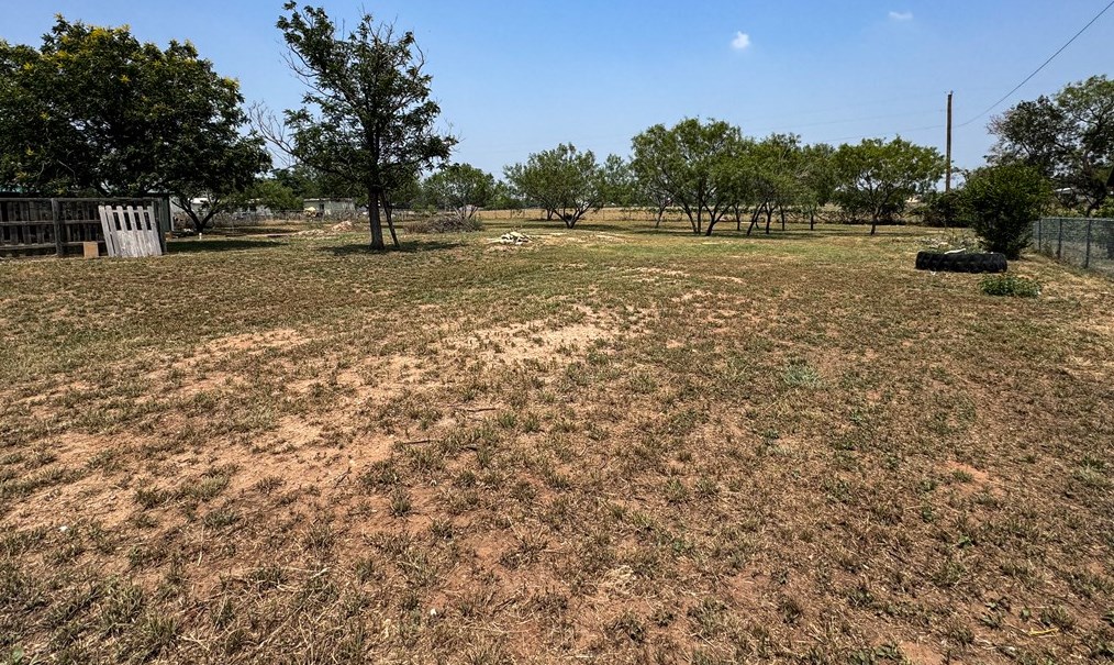 328 Loring St, Stonewall, TX 78671