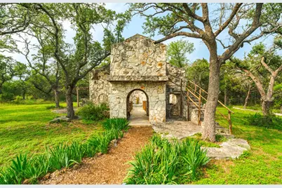 1218 Oakwood Loop, Wimberley, TX 78676 - Photo 28