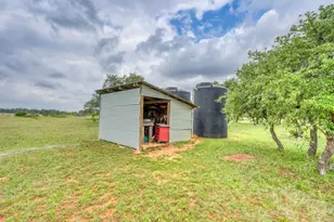 11446 N State Hwy 16, Fredericksburg, TX 78624 - Photo 14
