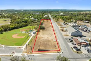 711 Avenue N, Marble Falls, TX 78654 - Photo 2