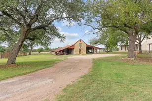 1410 Grapetown Rd, Fredericksburg, TX 78624 - Photo 56