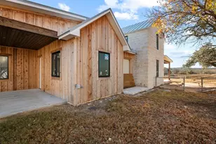 1410 Grapetown Rd, Fredericksburg, TX 78624 - Photo 16