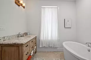 1410 Grapetown Rd, Fredericksburg, TX 78624 - Photo 36