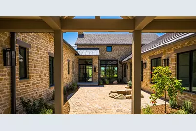 26 Lago Vista Dr, Fredericksburg, TX 78624 - Photo 2