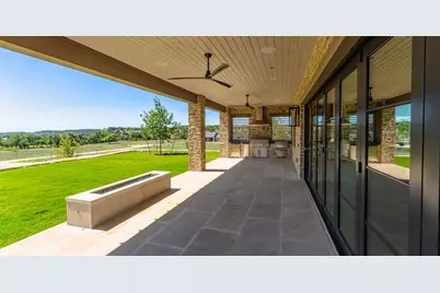 26 Lago Vista Dr, Fredericksburg, TX 78624 - Photo 24