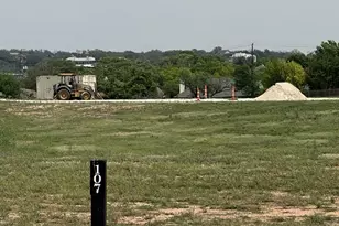 515 Interlaken St, Fredericksburg, TX 78624 - Photo 1