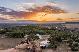 888 Dietrich Rd, Fredericksburg, TX 78624 - Photo 2