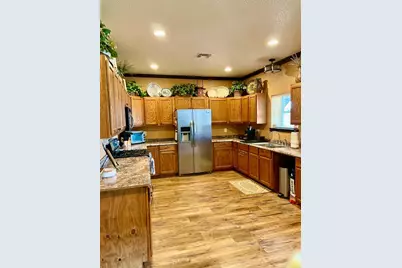 646 Victor Eckhardt Rd, Fredericksburg, TX 78624 - Photo 18