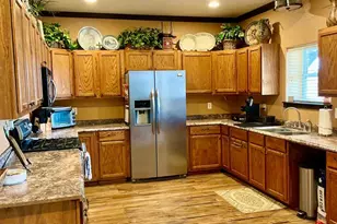 646 Victor Eckhardt Rd, Fredericksburg, TX 78624 - Photo 18