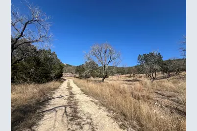 191 E Scott Dr, Center Point, TX 78010 - Photo 2