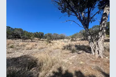 191 E Scott Dr, Center Point, TX 78010 - Photo 8