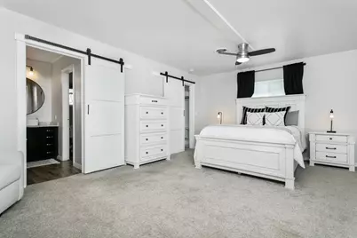 333 W Burbank St, Fredericksburg, TX 78624 - Photo 14