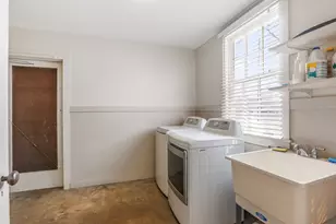 707 N Milam St, Fredericksburg, TX 78624 - Photo 42